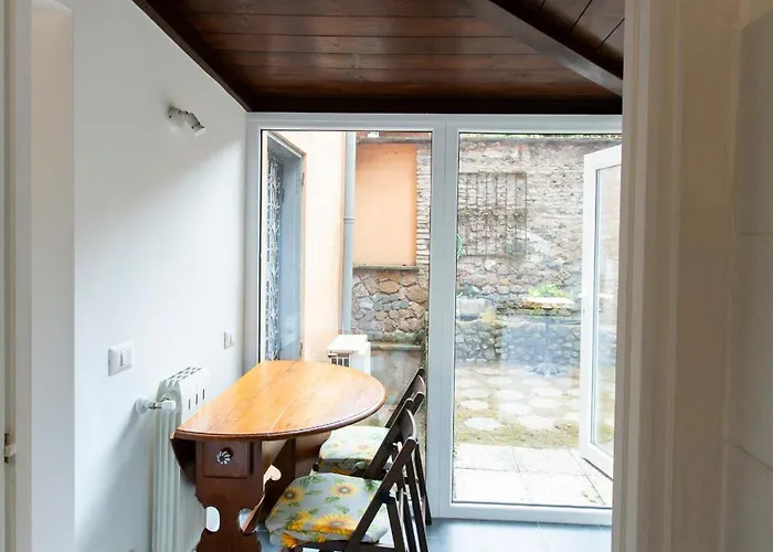 Cozy & Real Trastevere Apartment *